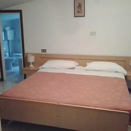 Värdshus La Rocca San Leo